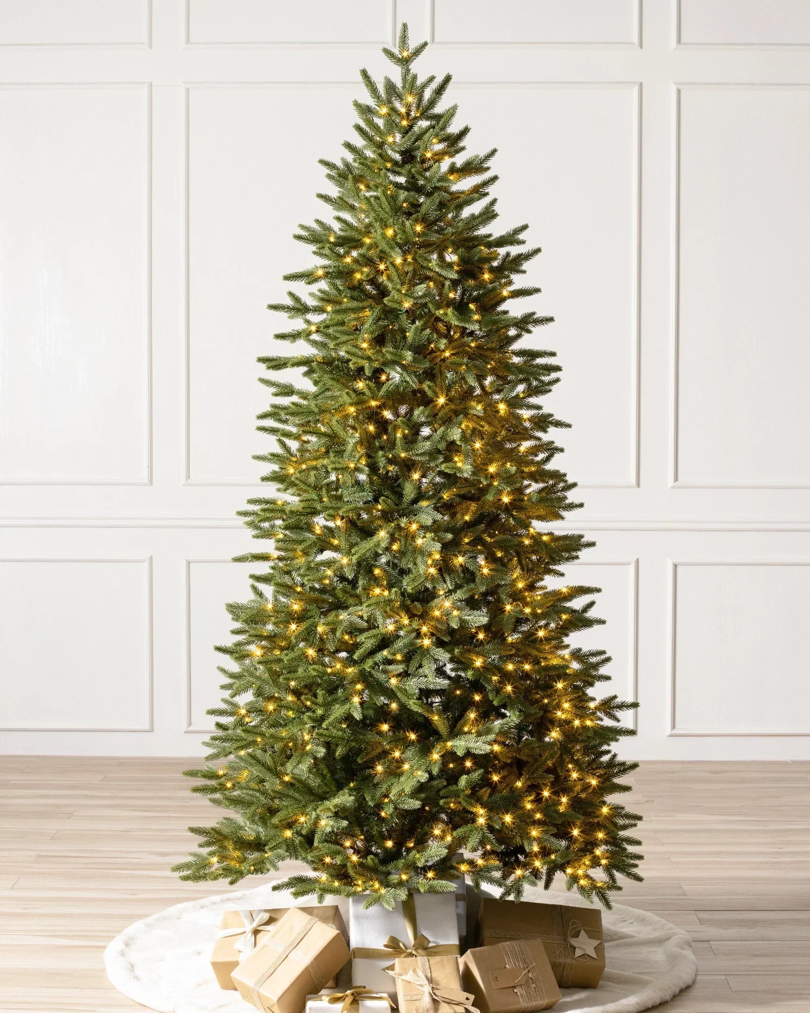 Árvore de Natal - Saratoga Spruce + 700 LEDS