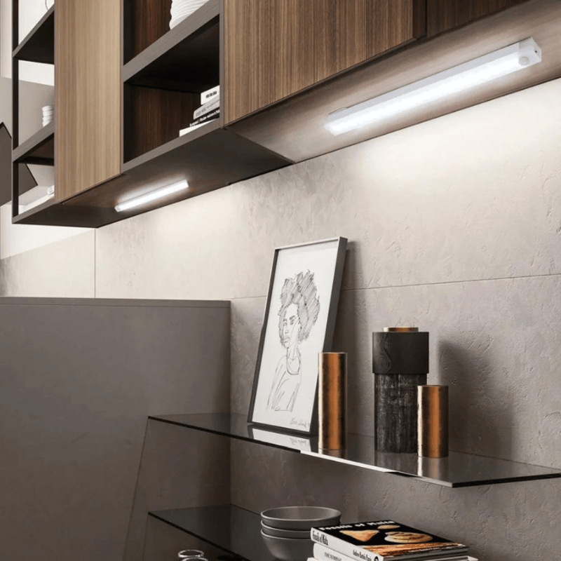 Luminária de LED Magnética com Sensor de Movimento
