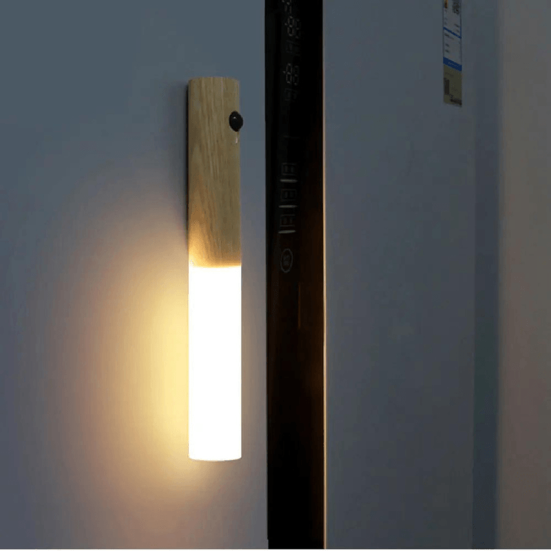 Luminária LED de Parede com Sensor de Movimento Recarregável e Base Removível